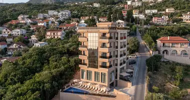 Квартира 20 спален в Черногория