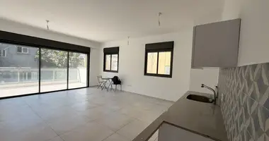 4 room apartment in Tel-Aviv, Israel