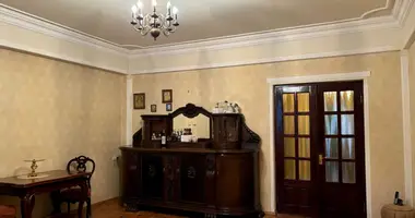 Квартира 4 комнаты в Тбилиси, Грузия