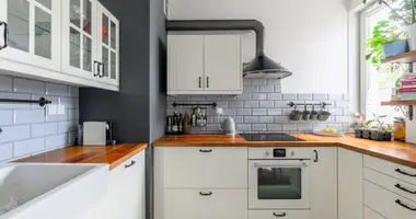 Wohnung 4 zimmer in Zabki, Polen