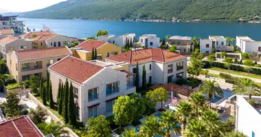 Appartement 3 chambres dans Kumbor, Monténégro