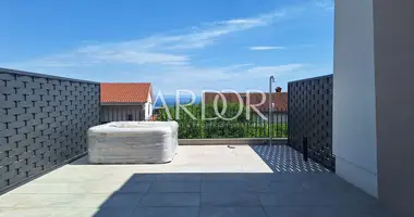 Wohnung 3 Schlafzimmer in Pobri, Kroatien