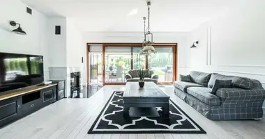Casa 6 habitaciones en Smolice, Polonia