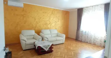 Wohnung 3 zimmer in Bjelisi, Montenegro