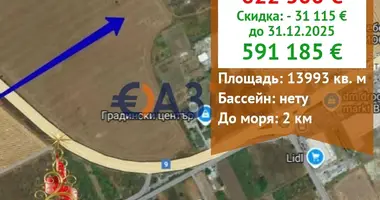 Propriété commerciale 13 993 m² dans Ravda, Bulgarie