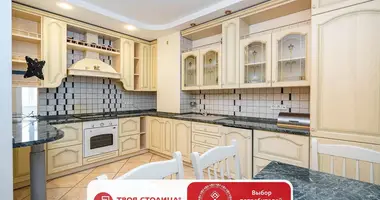 Apartamento 4 habitaciones en Minsk, Belarús