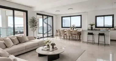 Penthouse 4 Schlafzimmer in Germasogeia, Zypern