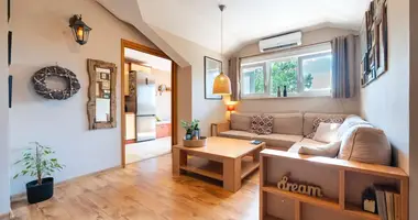 Mieszkanie 2 pokoi w Krajova, Czarnogóra