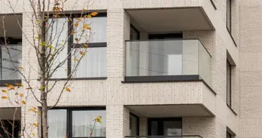 Commercial property 840 m² in Warsaw, Poland