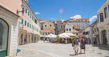 Hôtel 100 m² dans Herceg Novi, Monténégro
