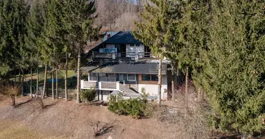 Maison dans Mykoliskiai, Lituanie