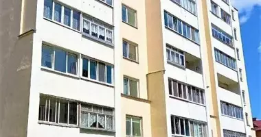 3 room apartment in Maladzyechna District, Belarus