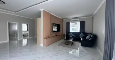 Casa 3 habitaciones en Huai Yai, Tailandia