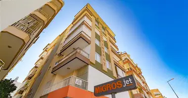 Квартира 5 комнат в Муратпаша, Турция