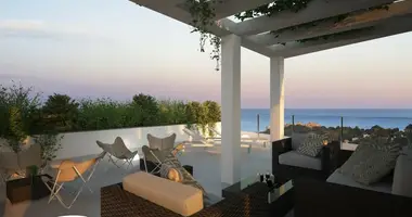 2 bedroom apartment in Dehesa de Campoamor, Spain