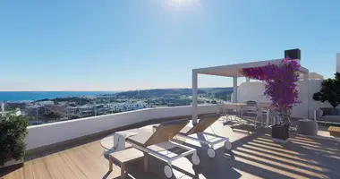 4 bedroom apartment in Estepona, Spain