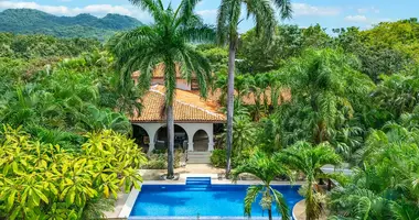 Villa 5 bedrooms in Veintisiete de Abril, Costa Rica