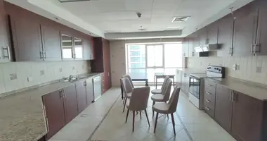 Mieszkanie 3 pokoi w Dubaj, Emiraty Arabskie
