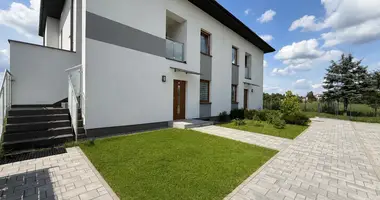 Wohnung 7 zimmer in Radzymin, Polen