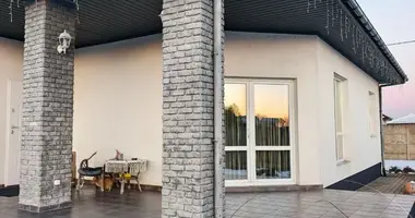 Maison dans Malyja Radvanicy, Bélarus