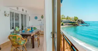 Mieszkanie 3 pokoi w Benalmadena, Hiszpania