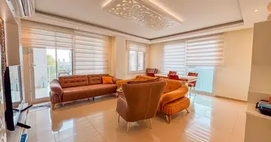 Квартира 4 комнаты в Аланья, Турция