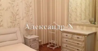 Mieszkanie 3 pokoi w Odessa, Ukraina