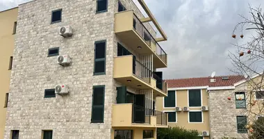 Apartamento 2 habitaciones en Tivat, Montenegro