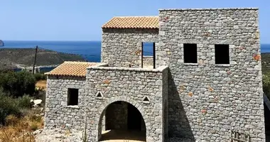 4 bedroom house in Nikandreio, Greece