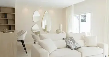 Wohnung 4 Schlafzimmer in San Pedro Alcantara, Spanien