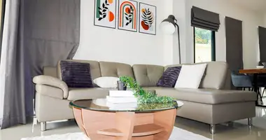 Haus 4 Schlafzimmer in Bang Lamung, Thailand