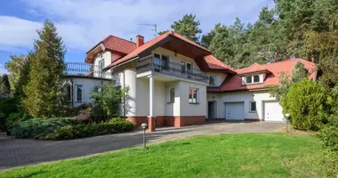 Casa en Varsovia, Polonia