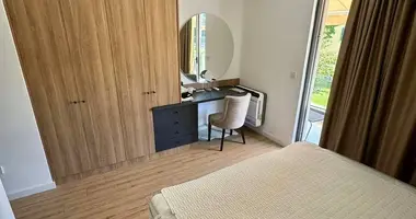 Villa de tres dormitorios en Donja Lastva, Montenegro