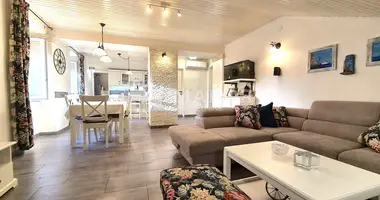 Mieszkanie 3 pokoi w Grad Rijeka, Chorwacja