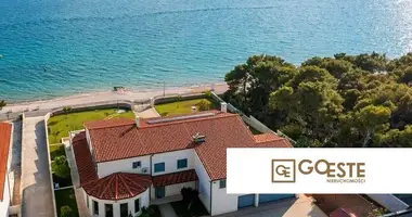 Maison 7 chambres dans Opcina Dezanovac, Croatie