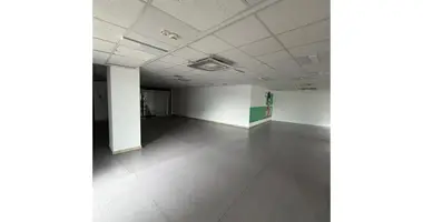 Nieruchomości komercyjne 900 m² w Tirana Municipality, Albania