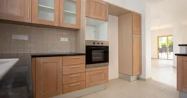 3 bedroom house in Mandria, Cyprus