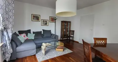 Квартира 3 комнаты в Варшава, Польша