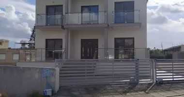 5 bedroom apartment in Trachoni, Cyprus