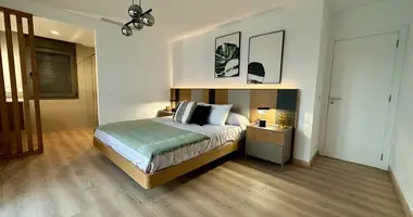 Villa 4 bedrooms in Finestrat, Spain