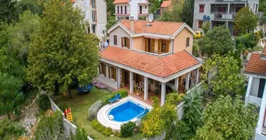 Dom 4 pokoi w 7 Seaview Penthouse Kotor Bay, Czarnogóra