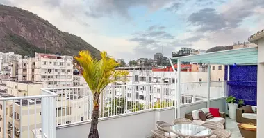 Дуплекс 3 спальни в Regiao Geografica Imediata do Rio de Janeiro, Бразилия