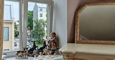 Mieszkanie 5 pokojów w Ryga, Łotwa