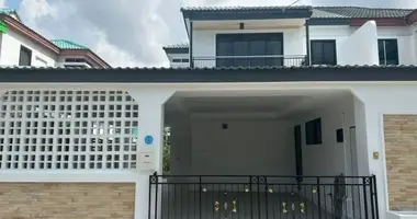 4 bedroom house in Ban Na Chom Thian, Thailand