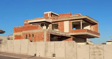 Дом 5 комнат в Urbanizacion Dona Pepa, Испания