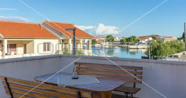 House 10 rooms in Opcina Tisno, Croatia