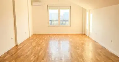 Квартира в Черногория