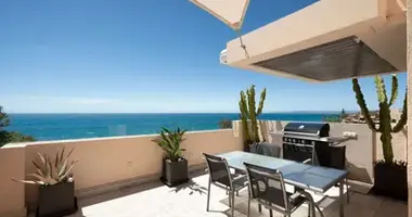 Apartamento 6 habitaciones en Dos Hermanas, Španjolska