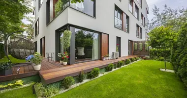 Wohnung 3 zimmer in Warschau, Polen