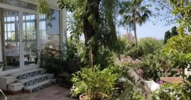 Haus 5 Schlafzimmer in Dos Hermanas, Spanien